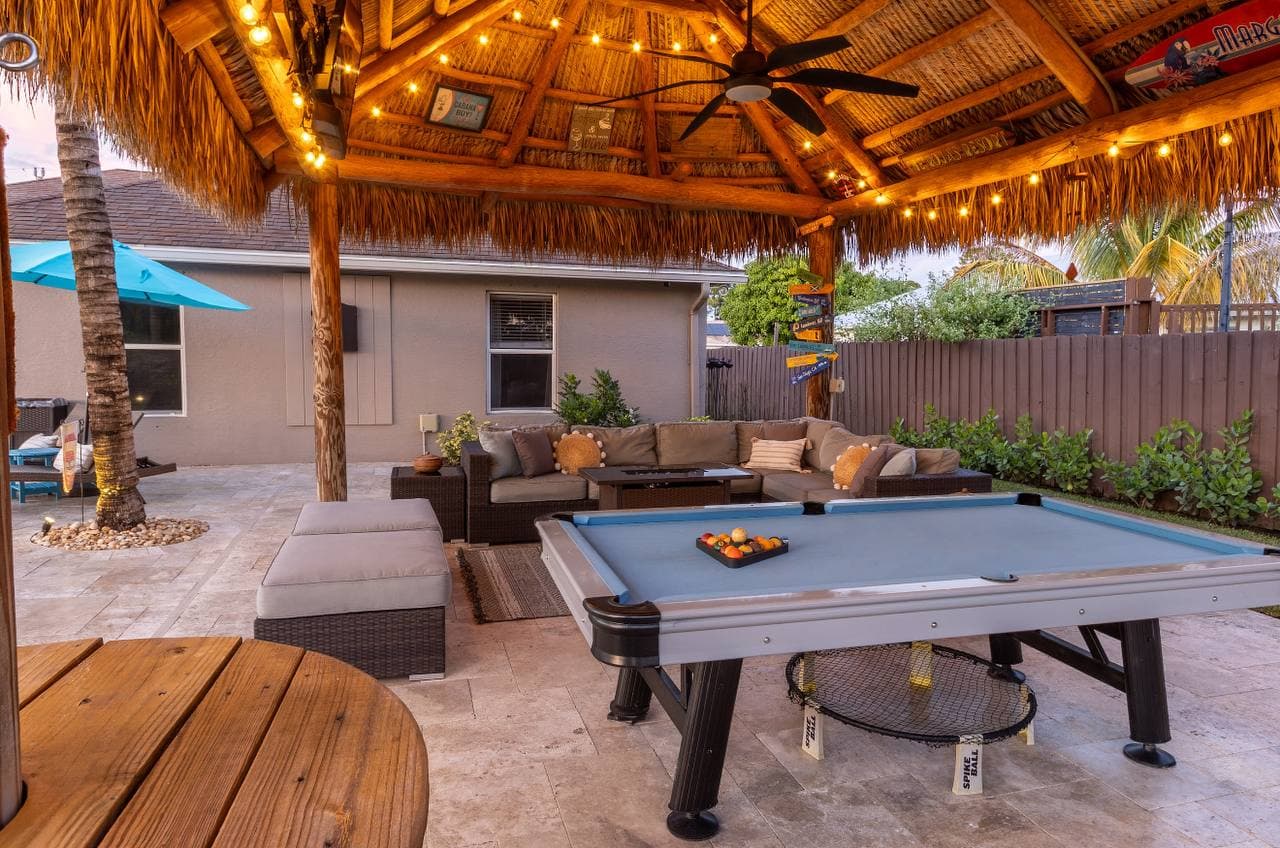 Tiki billiards